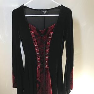 Gothic black-and-wine velvet dress